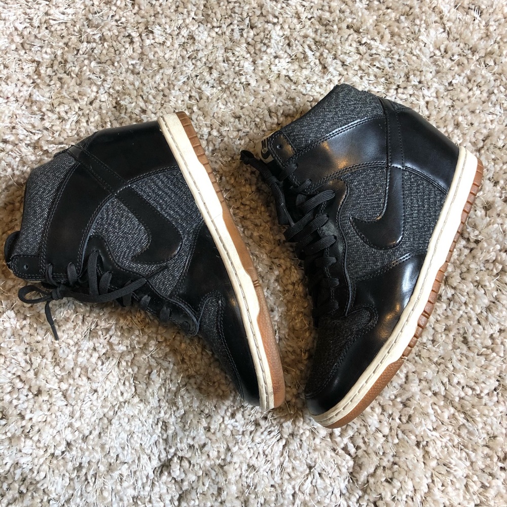 WMNS Nike Gum Bottom Wedge Dunk